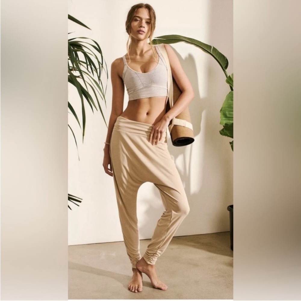 Free People Movement NWT Echo Harem Pants Clay Size S